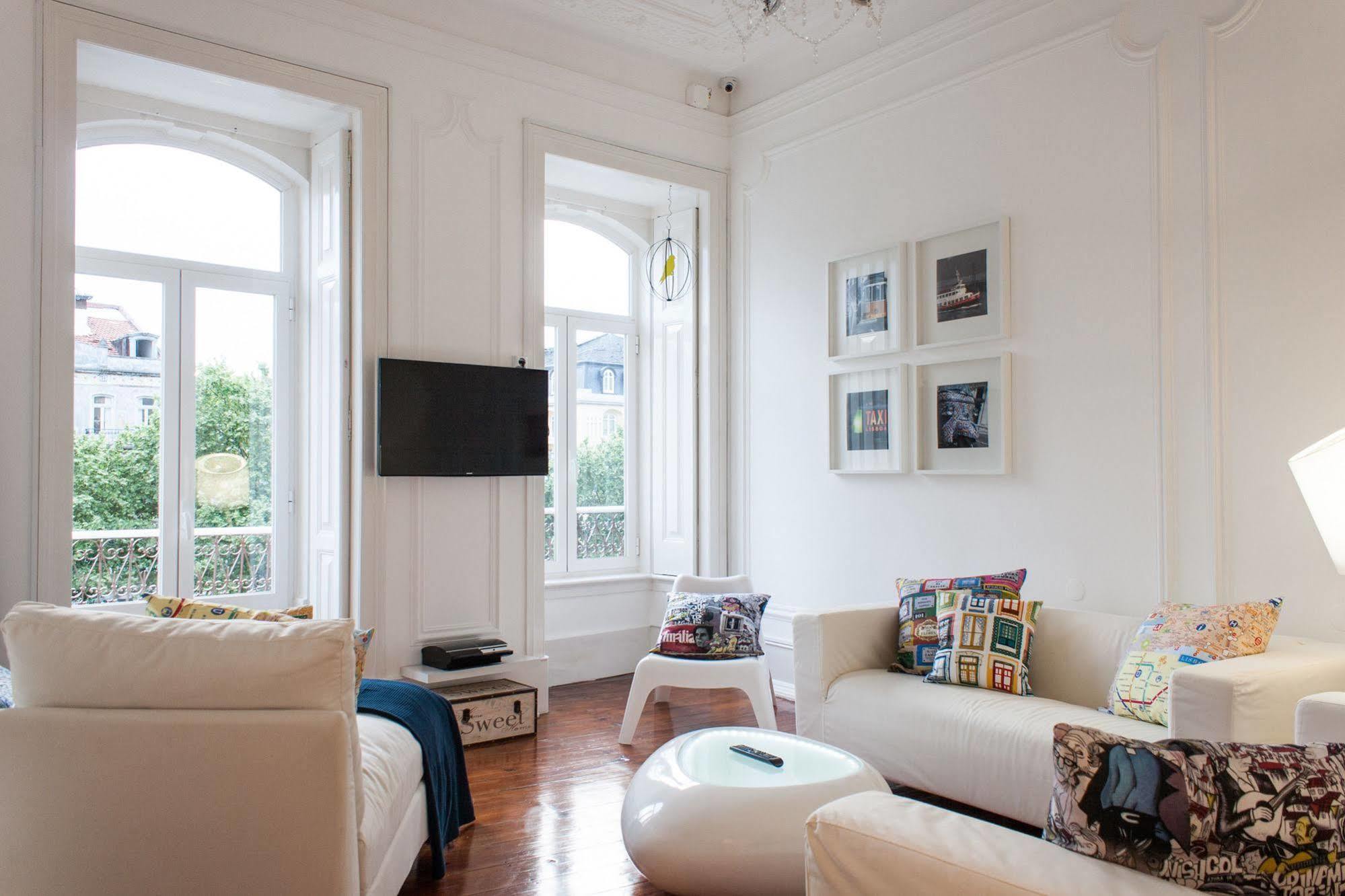 Nest House Lisbon Hostel Экстерьер фото